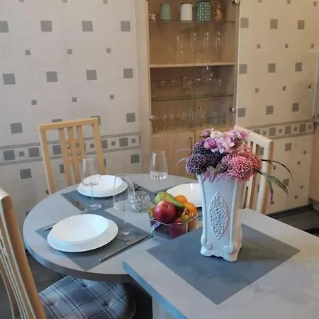Cozy, Spacious Gertruda Self Chek In 20 Min To Old With Car 5 Min Apartman *