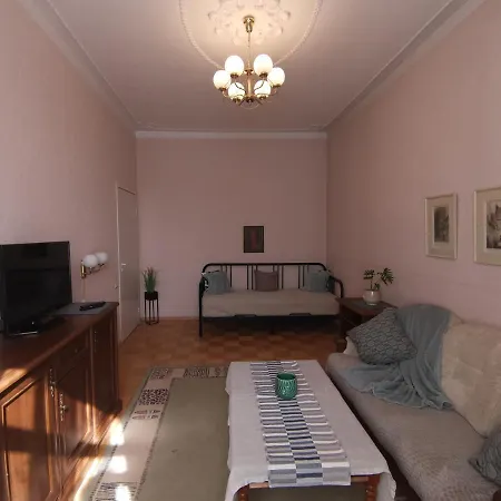Cozy, Spacious Gertruda Self Chek In 20 Min To Old With Car 5 Min *