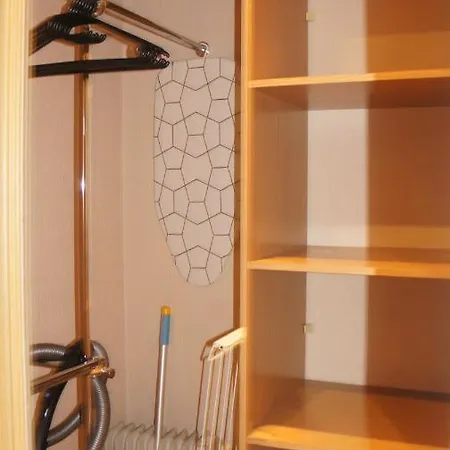 Cozy, Spacious Gertruda Self Chek In 20 Min To Old With Car 5 Min Apartman